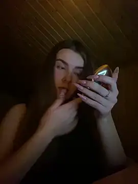 mewKate online show from February 2025 07:05:02 PM