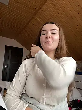 mewKate online show from March 2025 01:17:01 PM