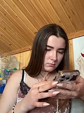 mewKate online show from May 2026 04:25:01 PM