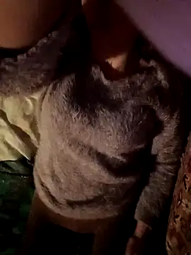 Snapshot of Calibers2932 chatting on February 2025 04:00:02 PM Calibers2932 online show from February 2025 04:00:02 PM