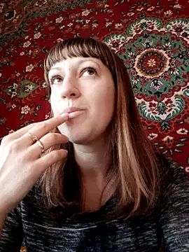 Snapshot of Calibers2932 chatting on March 2025 01:29:02 PM Calibers2932 online show from March 2025 01:29:02 PM