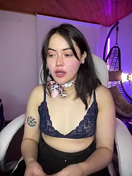 Camila pinkk online show from April 2026 01:28:01 PM