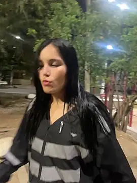 Snapshot of the_queen_of_street chatting on March 2026 04:06:02 AM the queen of street online show from March 2026 04:06:02 AM