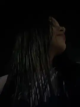 Snapshot of the_queen_of_street chatting on April 2026 03:11:02 AM the queen of street online show from April 2026 03:11:02 AM