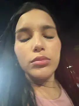 Snapshot of the_queen_of_street chatting on July 2026 12:02:01 AM the queen of street online show from July 2026 12:02:01 AM
