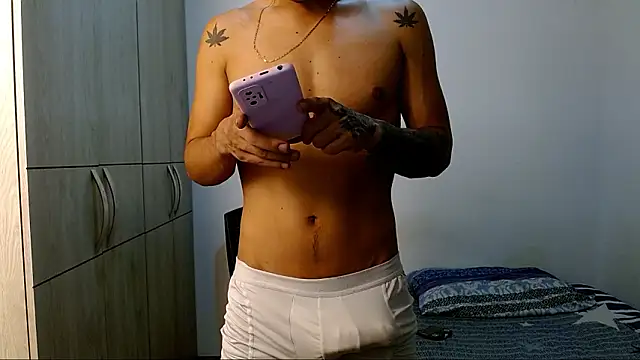 Snapshot of lonelydick2002 chatting on February 2026 11:25:01 PM lonelydick2002 online show from February 2026 11:25:01 PM