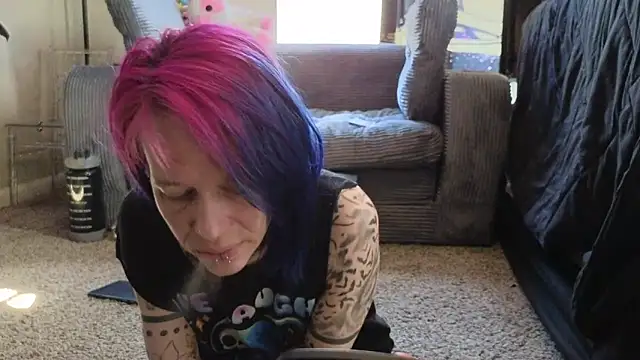 trashbrat online show from March 2026 10:20:01 PM