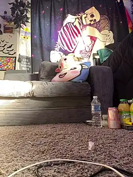 trashbrat online show from April 2026 11:00:02 PM