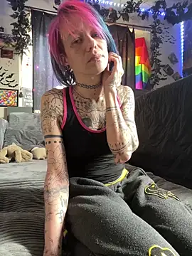 trashbrat online show from May 2026 08:05:02 PM