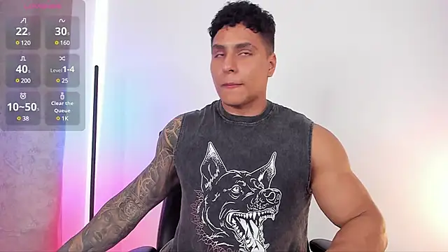 Maximoscott online show from January 2025 02:55:02 PM