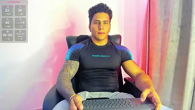 Maximoscott online show from February 2025 05:58:01 PM