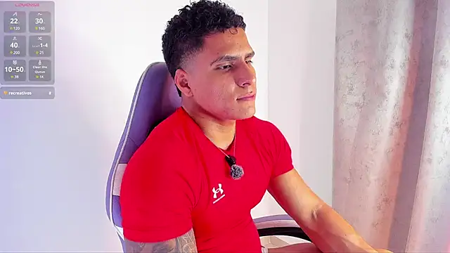 Maximoscott online show from March 2025 10:11:01 PM