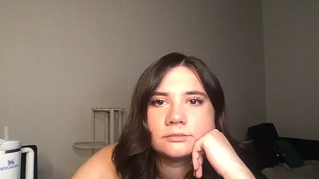 kylienotjenner online show from March 2025 11:47:01 PM