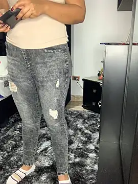 giselao online show from February 2026 12:15:01 AM