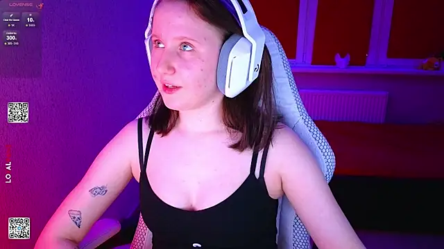 mon lola online show from February 2026 03:54:01 PM