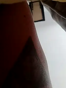 Snapshot of jayjay198080 chatting on March 2025 10:28:02 PM jayjay198080 online show from March 2025 10:28:02 PM