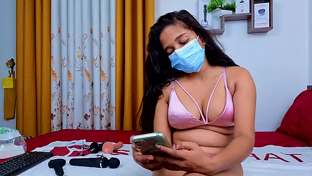 Tatoo girl online show from October 2025 06:53:02 PM