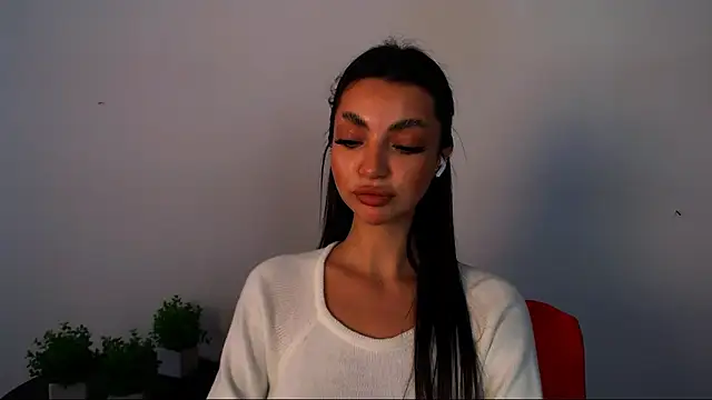 Lexi Jous online show from June 2026 12:07:02 PM
