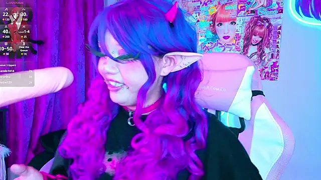 LaytonBox online show from March 2025 04:24:02 AM