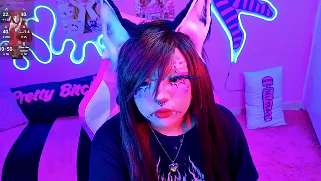 LaytonBox online show from March 2025 09:21:01 PM