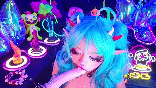 LaytonBox online show from December 2025 02:12:02 PM