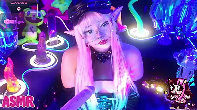 LaytonBox online show from March 2026 06:01:01 PM