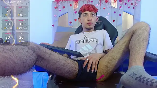 Snapshot of Axel_tay chatting on February 2025 07:53:01 PM Axel tay online show from February 2025 07:53:01 PM