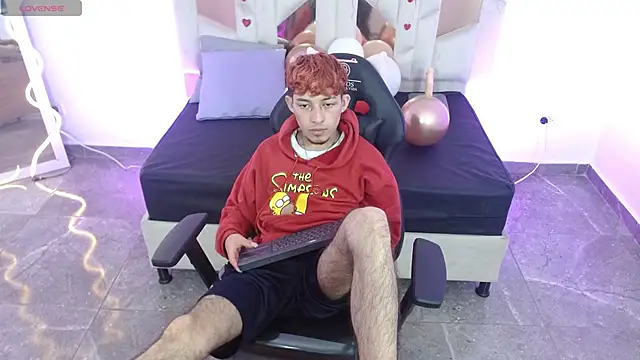 Snapshot of Axel_tay chatting on February 2025 03:12:02 AM Axel tay online show from February 2025 03:12:02 AM