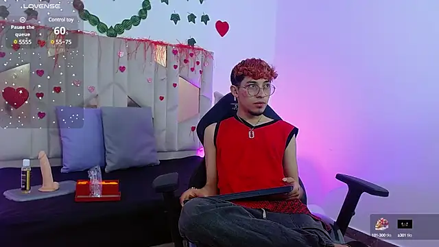 Snapshot of Axel_tay chatting on February 2025 03:35:01 AM Axel tay online show from February 2025 03:35:01 AM