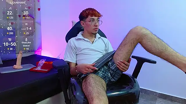 Snapshot of Axel_tay chatting on February 2025 03:37:01 AM Axel tay online show from February 2025 03:37:01 AM