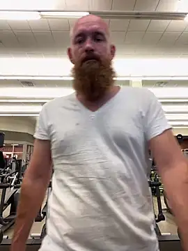 Snapshot of 32XRedBeard chatting on January 2025 03:39:02 PM 32XRedBeard online show from January 2025 03:39:02 PM