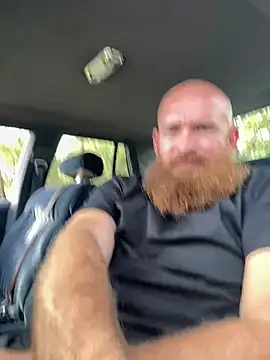 Snapshot of 32XRedBeard chatting on February 2025 05:42:01 PM 32XRedBeard online show from February 2025 05:42:01 PM