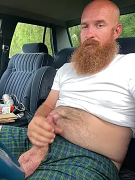 Snapshot of 32XRedBeard chatting on March 2025 05:49:02 PM 32XRedBeard online show from March 2025 05:49:02 PM
