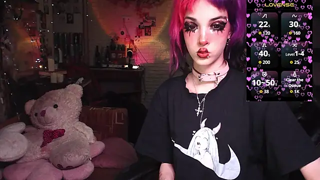 Snapshot of Ink__pleasure chatting on May 2026 11:25:02 PM Ink pleasure online show from May 2026 11:25:02 PM