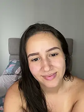 Snapshot of Jullya_x chatting on March 2026 10:31:02 PM Jullya x online show from March 2026 10:31:02 PM