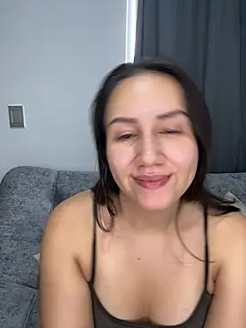 Snapshot of Jullya_x chatting on April 2026 09:05:02 PM Jullya x online show from April 2026 09:05:02 PM