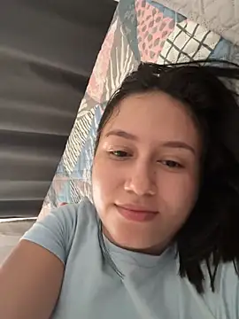 Snapshot of Jullya_x chatting on June 2026 09:38:01 PM Jullya x online show from June 2026 09:38:01 PM