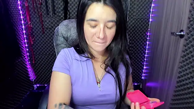 lilihot  online show from February 2025 04:10:02 PM