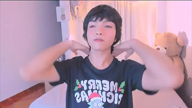 AllanYong18 online show from October 2025 05:17:02 AM