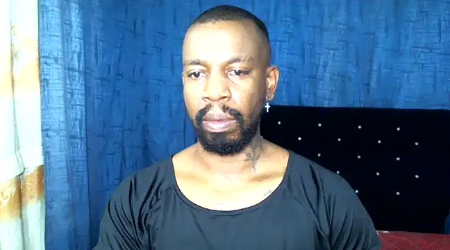 Snapshot of strong__anthony chatting on January 2025 04:11:02 PM strong anthony online show from January 2025 04:11:02 PM