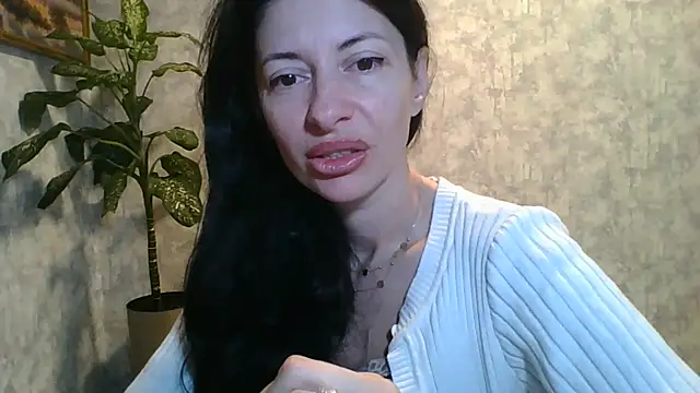 LissaBlossom online show from June 2026 05:10:02 AM