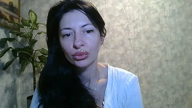 LissaBlossom online show from June 2026 03:53:02 AM