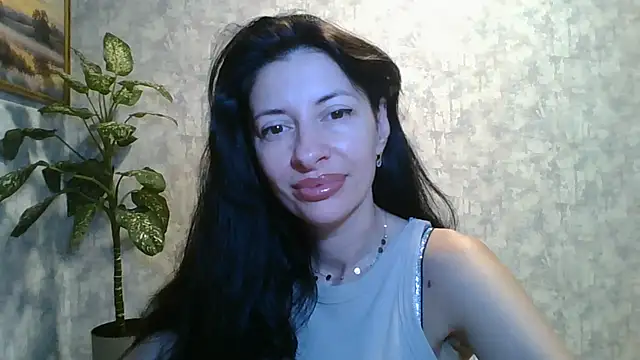 LissaBlossom online show from June 2026 04:17:01 AM