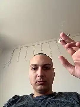 Snapshot of Manijak38 chatting on March 2026 08:28:01 AM Manijak38 online show from March 2026 08:28:01 AM