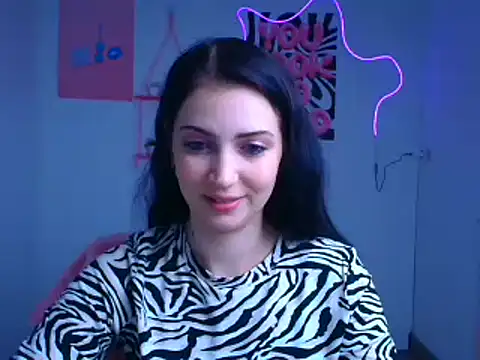 Snapshot of Amalia_amor chatting on October 2025 11:44:02 AM Amalia amor online show from October 2025 11:44:02 AM