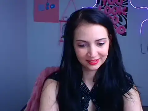 Snapshot of Amalia_amor chatting on October 2025 06:30:01 AM Amalia amor online show from October 2025 06:30:01 AM
