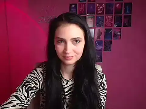 Snapshot of Amalia_amor chatting on December 2025 06:44:01 AM Amalia amor online show from December 2025 06:44:01 AM