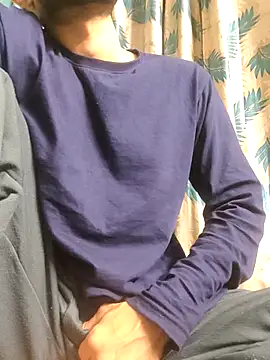 TOPMOON001 online show from February 2026 07:32:02 PM