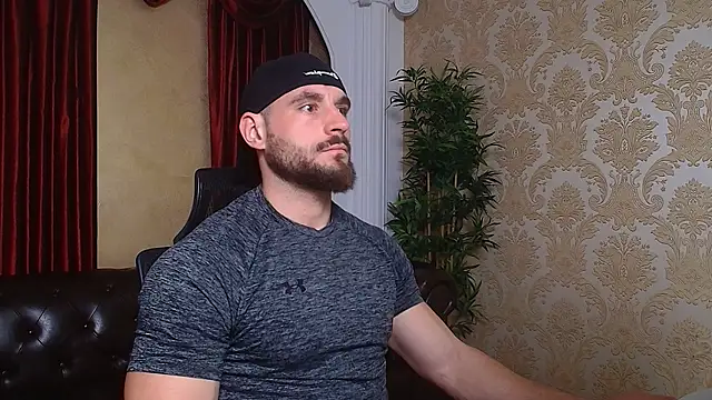 Snapshot of AdamJamesonn chatting on March 2025 05:28:01 AM AdamJamesonn online show from March 2025 05:28:01 AM