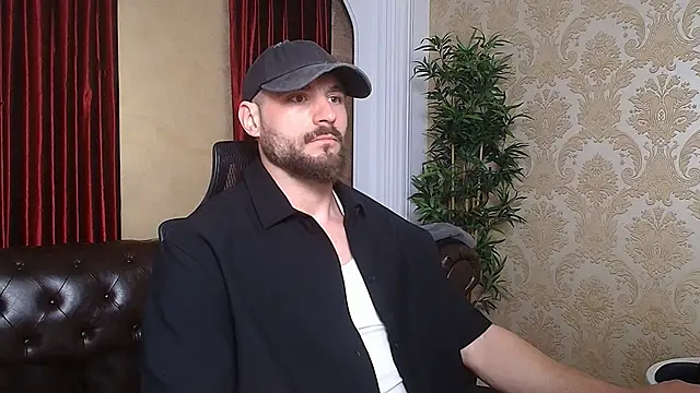 Snapshot of AdamJamesonn chatting on March 2025 06:09:01 AM AdamJamesonn online show from March 2025 06:09:01 AM